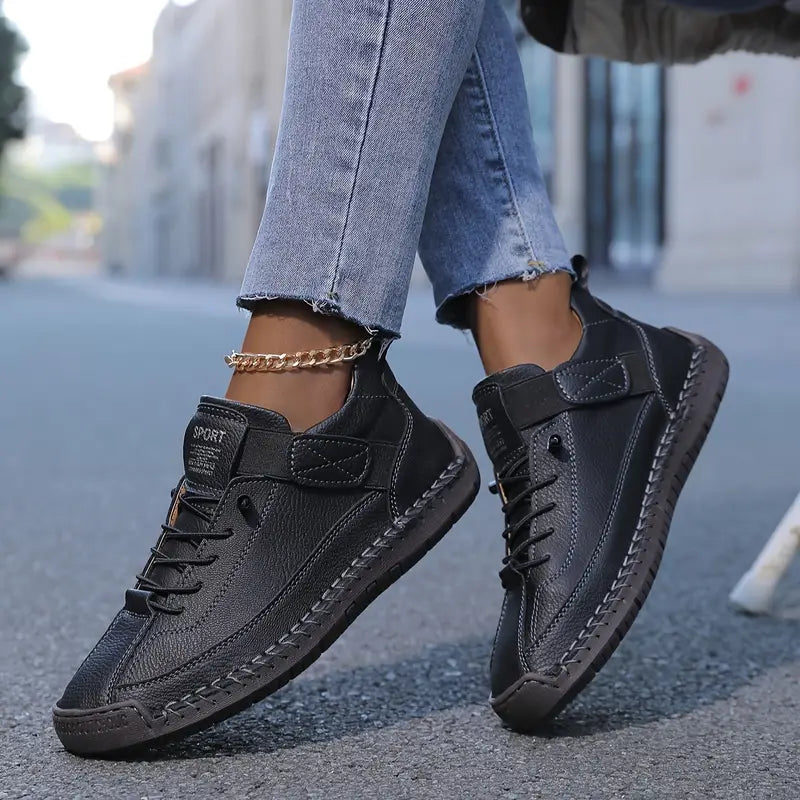 Elina Stockholm | Bekväma ortopediska sneakers